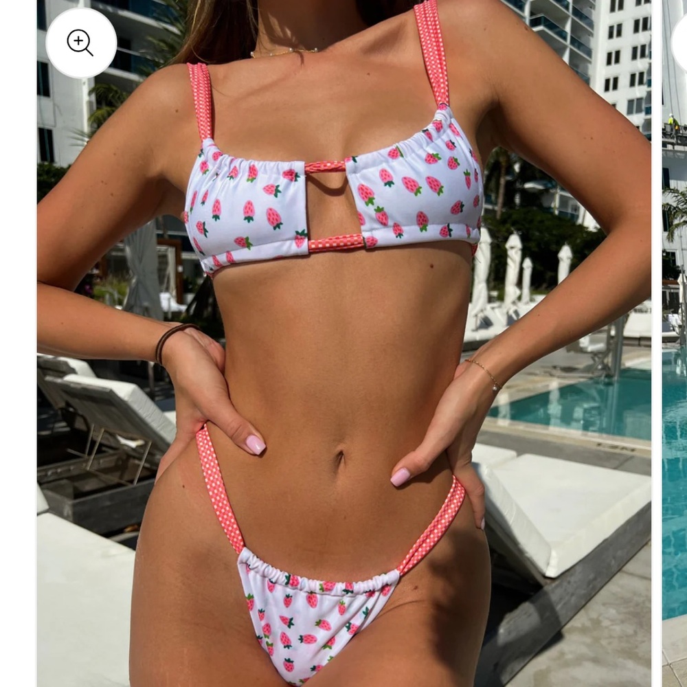 Strawberry Milk Mob Bikini SET. Brand new, only tried on!